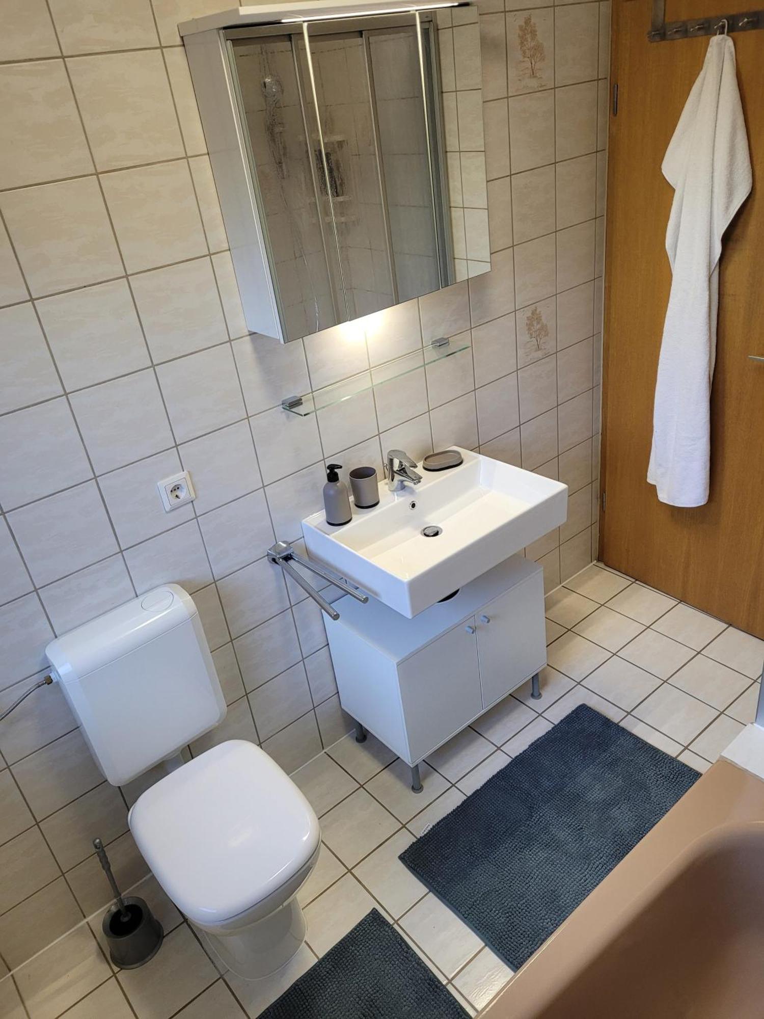 Fewo - Klein Aber Fein, 1-3 Personen, Souterrain Rödental Buitenkant foto